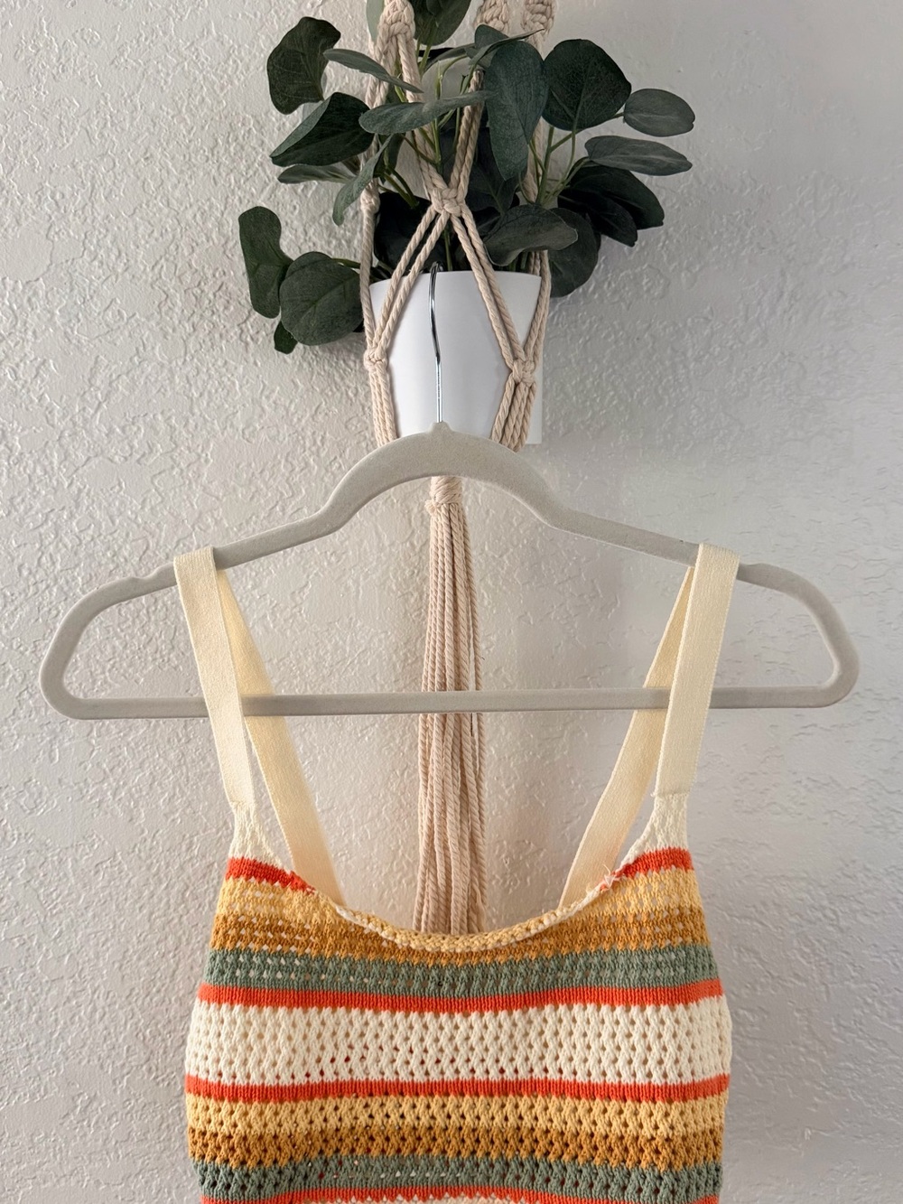 O'Neill Ivory/ Multi- Colored Crochet Label Crop Top